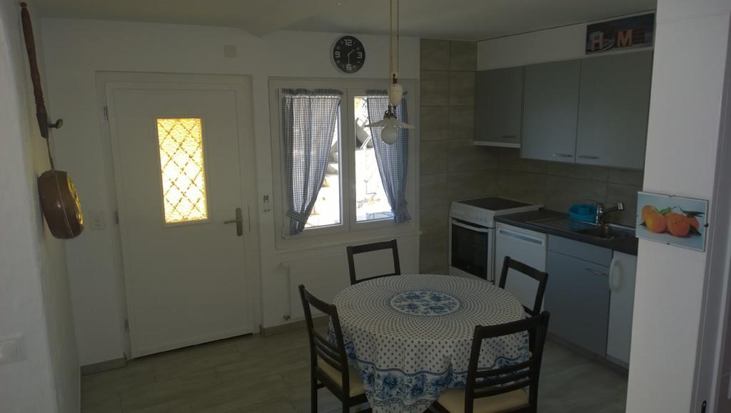 Appartement D'Hotes An Kaz La كرانز مونتانا المظهر الخارجي الصورة
